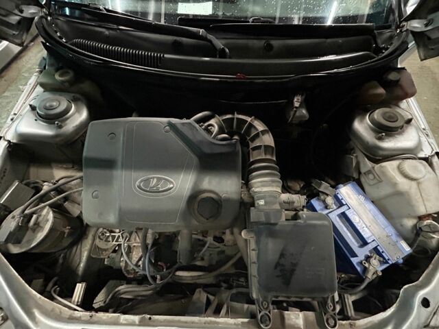 Серый ВАЗ 2112, объемом двигателя 2 л и пробегом 326 тыс. км за 1399 $, фото 11 на Automoto.ua