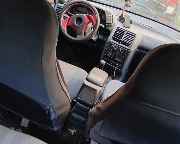 Серый ВАЗ 2112, объемом двигателя 1.6 л и пробегом 300 тыс. км за 800 $, фото 1 на Automoto.ua