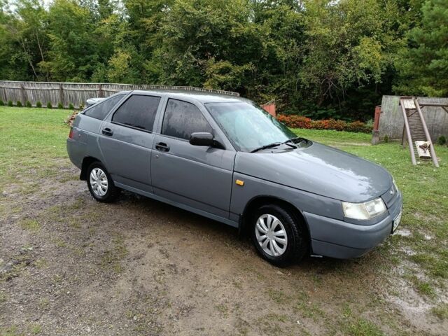 Серый ВАЗ 2112, объемом двигателя 0 л и пробегом 180 тыс. км за 850 $, фото 2 на Automoto.ua