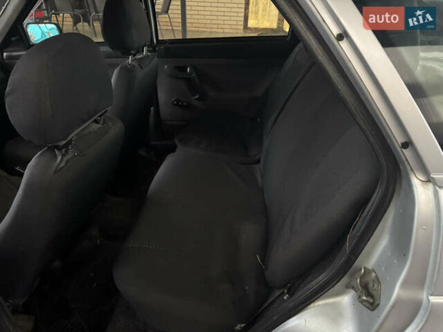 Серый ВАЗ 2112, объемом двигателя 0 л и пробегом 168 тыс. км за 999 $, фото 9 на Automoto.ua