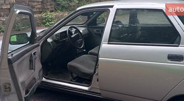 Серый ВАЗ 2112, объемом двигателя 1.6 л и пробегом 221 тыс. км за 2200 $, фото 6 на Automoto.ua