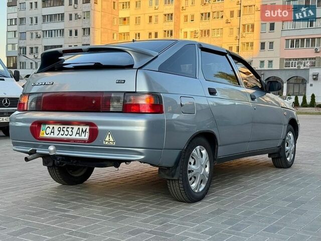 Серый ВАЗ 2112, объемом двигателя 1.6 л и пробегом 253 тыс. км за 1999 $, фото 19 на Automoto.ua