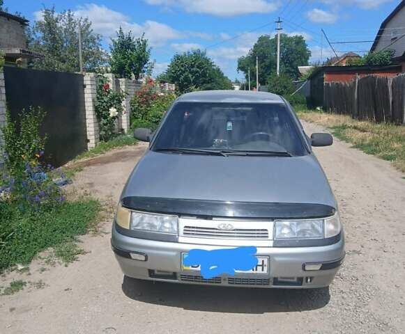 Серый ВАЗ 2112, объемом двигателя 1.6 л и пробегом 210 тыс. км за 2000 $, фото 3 на Automoto.ua