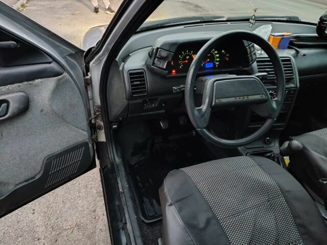 ВАЗ 2112 2007 в Васильковке на Automoto.ua Серый ВАЗ 2112, объемом двигателя 1.6 л и пробегом 222 тыс. км за 1650 $, фото 5 на Automoto.ua