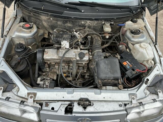 Серый ВАЗ 2112, объемом двигателя 1.6 л и пробегом 249 тыс. км за 1500 $, фото 7 на Automoto.ua