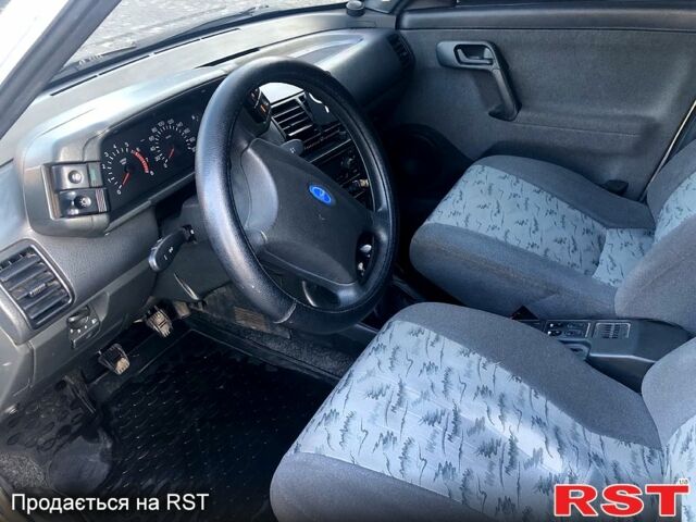 Сірий ВАЗ 2112, об'ємом двигуна 1.6 л та пробігом 177 тис. км за 2600 $, фото 5 на Automoto.ua