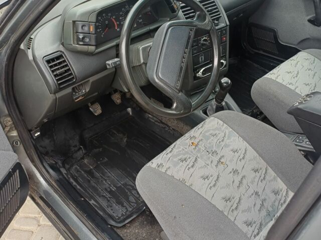 ВАЗ 2112 2007 в Харькове на Automoto.ua Серый ВАЗ 2112, объемом двигателя 1.6 л и пробегом 1 тыс. км за 900 $, фото 5 на Automoto.ua