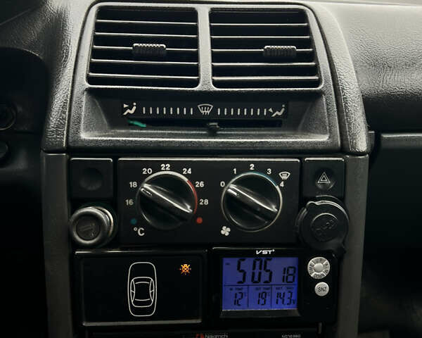 Сірий ВАЗ 2112, об'ємом двигуна 1.6 л та пробігом 183 тис. км за 1450 $, фото 14 на Automoto.ua