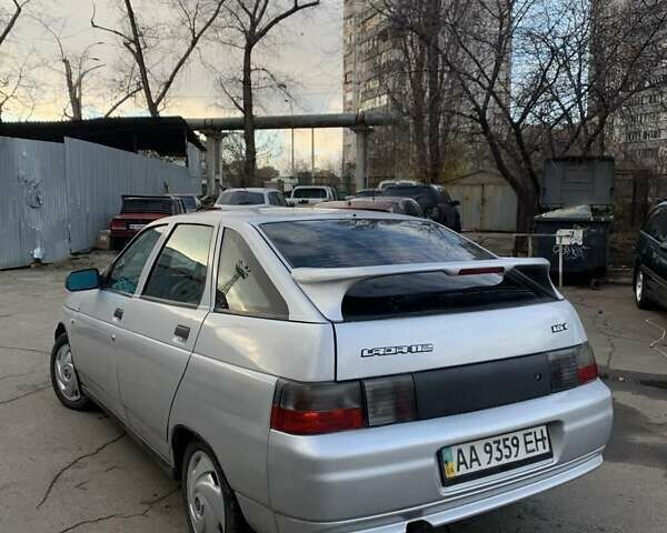 Серый ВАЗ 2112, объемом двигателя 1.6 л и пробегом 214 тыс. км за 1800 $, фото 5 на Automoto.ua