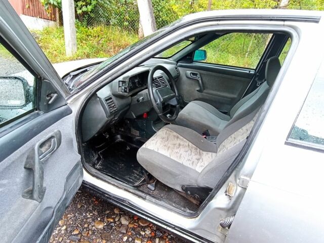 Серый ВАЗ 2112, объемом двигателя 1.5 л и пробегом 176 тыс. км за 650 $, фото 6 на Automoto.ua