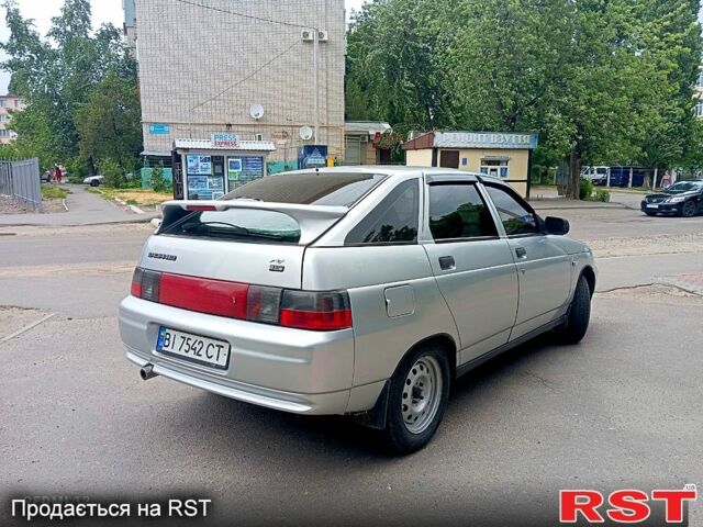 Серый ВАЗ 2112, объемом двигателя 1.6 л и пробегом 200 тыс. км за 2500 $, фото 2 на Automoto.ua