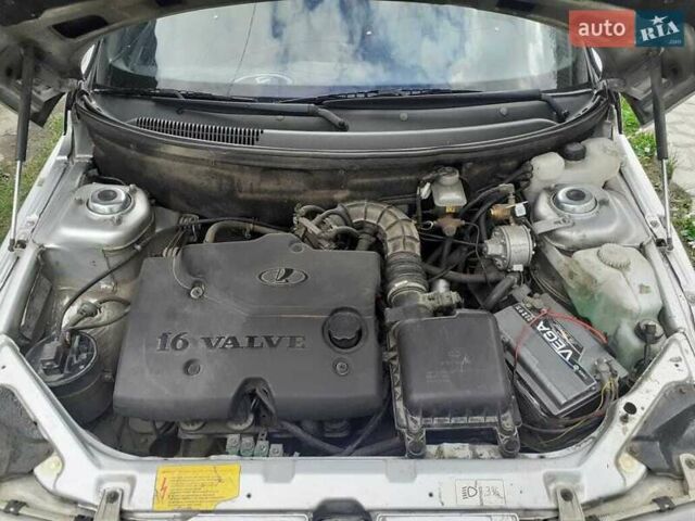 Серый ВАЗ 2112, объемом двигателя 1.6 л и пробегом 220 тыс. км за 1700 $, фото 4 на Automoto.ua
