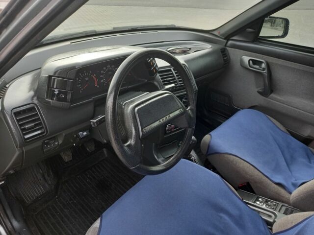 Сірий ВАЗ 2112, об'ємом двигуна 1.6 л та пробігом 240 тис. км за 2350 $, фото 1 на Automoto.ua