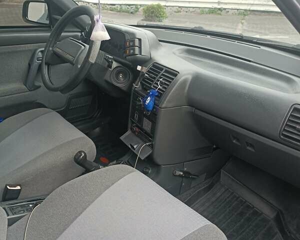 Сірий ВАЗ 2112, об'ємом двигуна 1.6 л та пробігом 106 тис. км за 2550 $, фото 8 на Automoto.ua