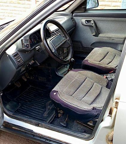 Серый ВАЗ 2112, объемом двигателя 1.6 л и пробегом 0 тыс. км за 1600 $, фото 5 на Automoto.ua