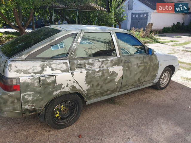 Серый ВАЗ 2112, объемом двигателя 1.6 л и пробегом 400 тыс. км за 1000 $, фото 4 на Automoto.ua