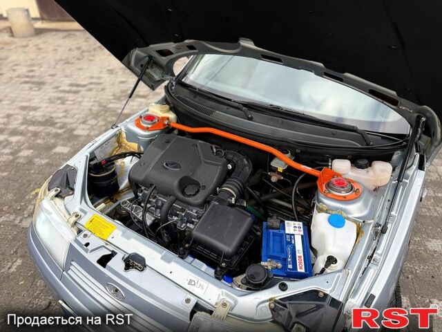Сірий ВАЗ 2112, об'ємом двигуна 1.6 л та пробігом 131 тис. км за 2650 $, фото 6 на Automoto.ua