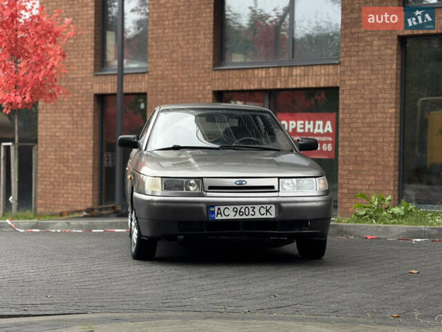 Серый ВАЗ 2112, объемом двигателя 1.6 л и пробегом 230 тыс. км за 1300 $, фото 3 на Automoto.ua