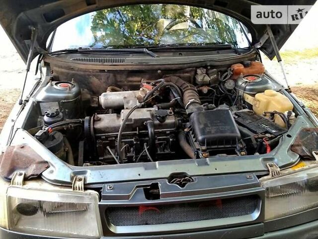 Серый ВАЗ 2112, объемом двигателя 1.6 л и пробегом 175 тыс. км за 1850 $, фото 7 на Automoto.ua