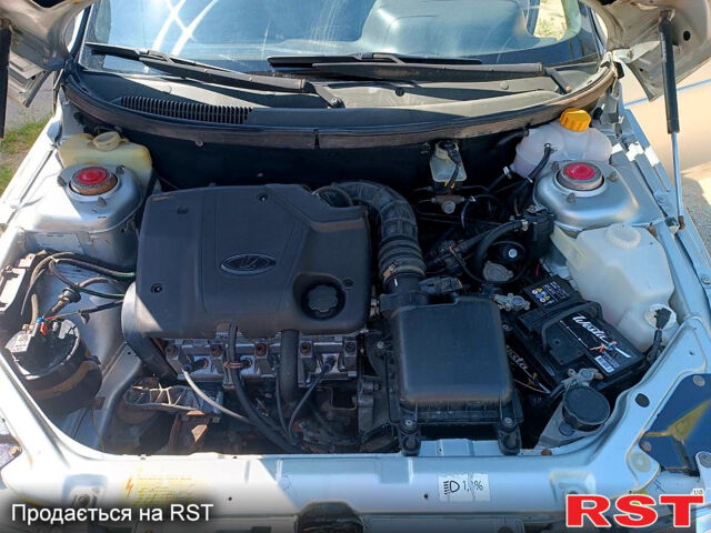 ВАЗ 2112 2007 в Одессе на Automoto.ua Серый ВАЗ 2112, объемом двигателя 1.6 л и пробегом 225 тыс. км за 1900 $, фото 6 на Automoto.ua