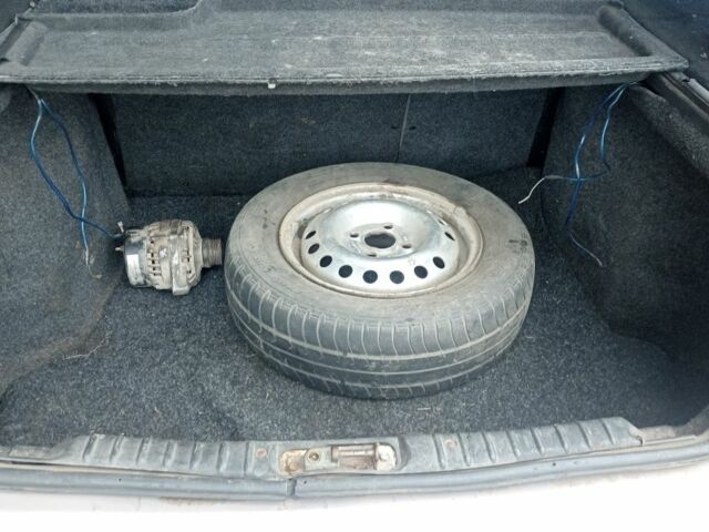 Серый ВАЗ 2112, объемом двигателя 1.6 л и пробегом 1000 тыс. км за 977 $, фото 9 на Automoto.ua