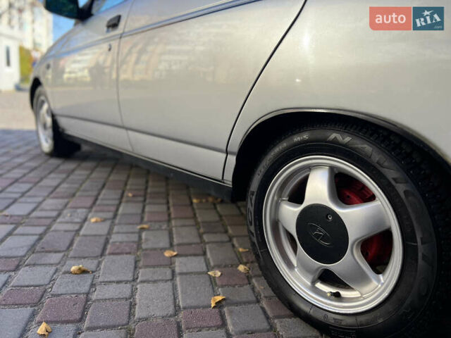 Серый ВАЗ 2112, объемом двигателя 1.6 л и пробегом 76 тыс. км за 2900 $, фото 19 на Automoto.ua
