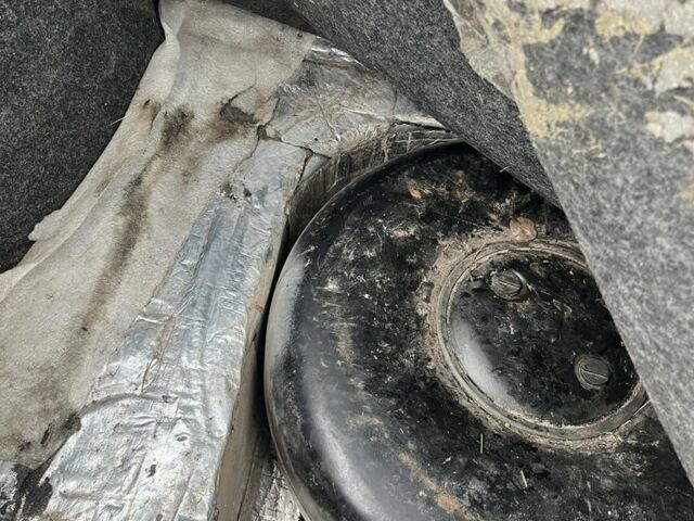 Сірий ВАЗ 2112, об'ємом двигуна 1.6 л та пробігом 132 тис. км за 1500 $, фото 8 на Automoto.ua