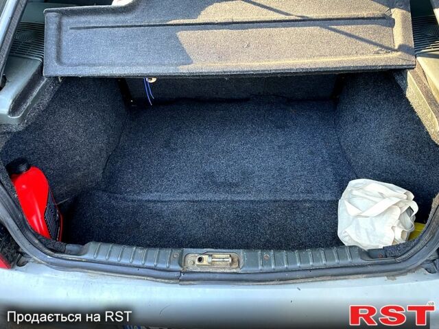 Серый ВАЗ 2112, объемом двигателя 1.6 л и пробегом 204 тыс. км за 2800 $, фото 4 на Automoto.ua