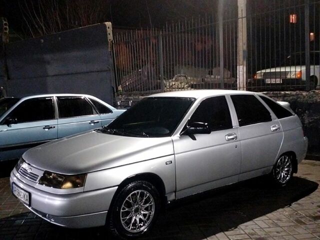 Сірий ВАЗ 2112, об'ємом двигуна 1.6 л та пробігом 180 тис. км за 3000 $, фото 2 на Automoto.ua
