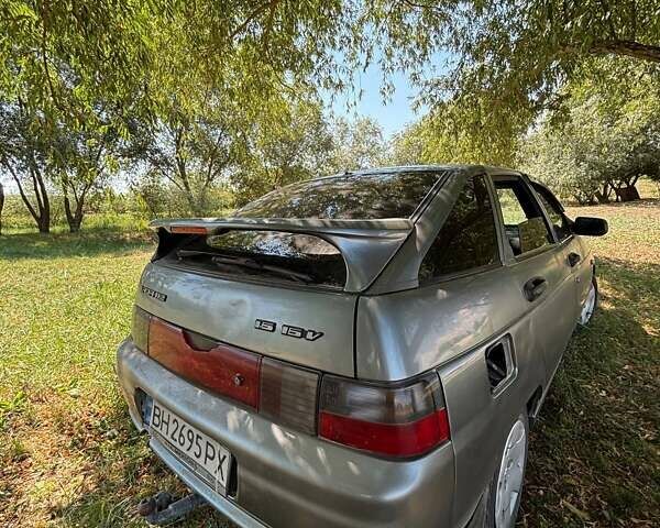 Серый ВАЗ 2112, объемом двигателя 1.6 л и пробегом 150 тыс. км за 1900 $, фото 1 на Automoto.ua