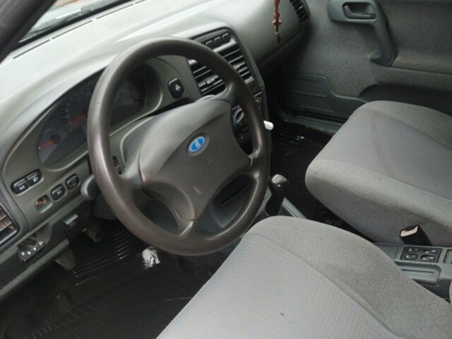 Серый ВАЗ 2112, объемом двигателя 1.6 л и пробегом 220 тыс. км за 1750 $, фото 6 на Automoto.ua