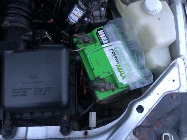 Серый ВАЗ 2112, объемом двигателя 1.6 л и пробегом 260 тыс. км за 2250 $, фото 13 на Automoto.ua