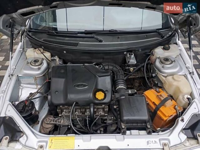 Серый ВАЗ 2112, объемом двигателя 1.6 л и пробегом 118 тыс. км за 2200 $, фото 4 на Automoto.ua