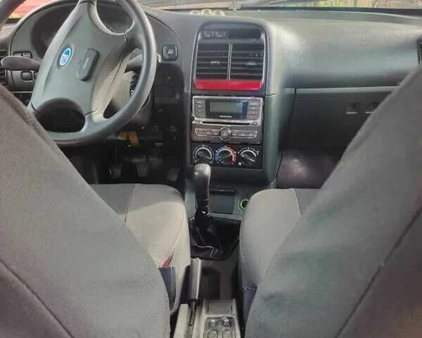 Сірий ВАЗ 2112, об'ємом двигуна 1.6 л та пробігом 180 тис. км за 2400 $, фото 2 на Automoto.ua