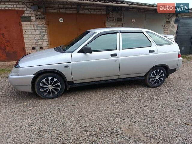 ВАЗ 2112 2008 в Кривом Роге на Automoto.ua Серый ВАЗ 2112, объемом двигателя 1.6 л и пробегом 178 тыс. км за 1850 $, фото 1 на Automoto.ua