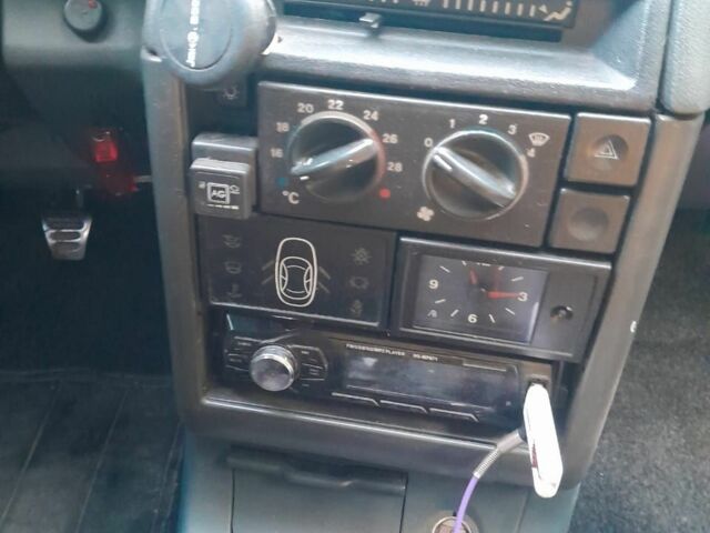 Серый ВАЗ 2112, объемом двигателя 1 л и пробегом 338 тыс. км за 1550 $, фото 3 на Automoto.ua