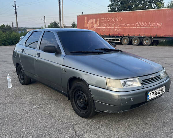 Серый ВАЗ 2112, объемом двигателя 1.6 л и пробегом 275 тыс. км за 2000 $, фото 2 на Automoto.ua