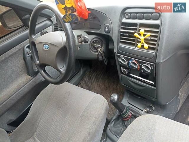 Сірий ВАЗ 2112, об'ємом двигуна 1.6 л та пробігом 162 тис. км за 2050 $, фото 12 на Automoto.ua