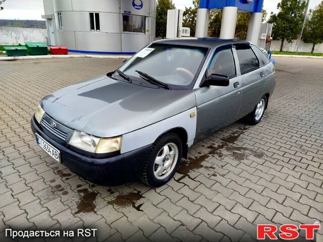 Серый ВАЗ 2112, объемом двигателя 1.6 л и пробегом 301 тыс. км за 1650 $, фото 2 на Automoto.ua