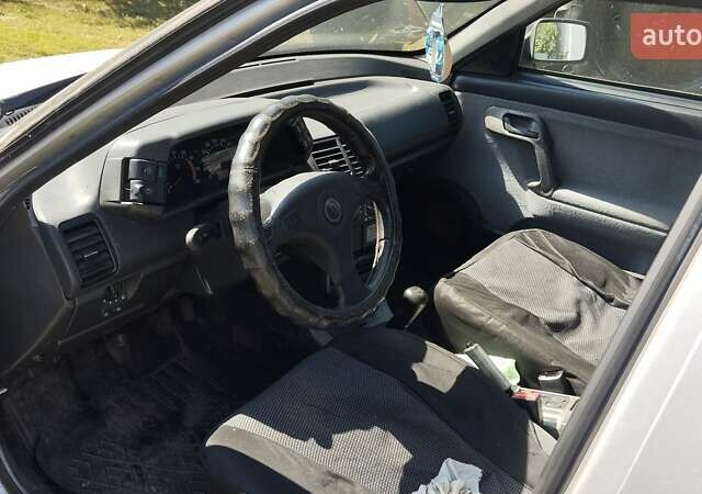 Сірий ВАЗ 2112, об'ємом двигуна 1.6 л та пробігом 190 тис. км за 2200 $, фото 2 на Automoto.ua
