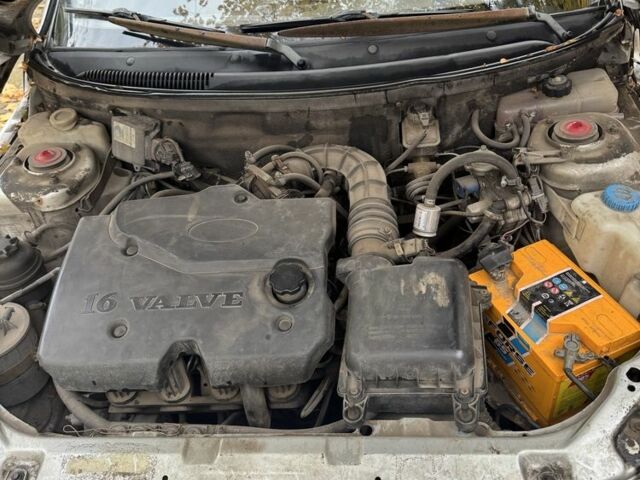 ВАЗ 2112 2008 в Харькове на Automoto.ua Серый ВАЗ 2112, объемом двигателя 0 л и пробегом 180 тыс. км за 1150 $, фото 4 на Automoto.ua