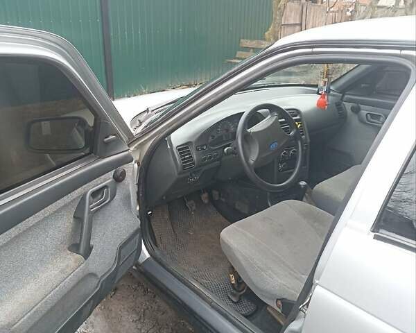 Сірий ВАЗ 2112, об'ємом двигуна 1.6 л та пробігом 162 тис. км за 2050 $, фото 2 на Automoto.ua
