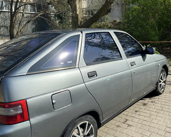 Серый ВАЗ 2112, объемом двигателя 1.6 л и пробегом 225 тыс. км за 2400 $, фото 2 на Automoto.ua
