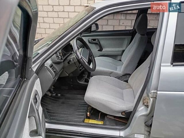 Серый ВАЗ 2112, объемом двигателя 1.6 л и пробегом 118 тыс. км за 2200 $, фото 8 на Automoto.ua