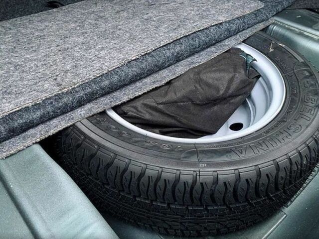 Серый ВАЗ 2112, объемом двигателя 0 л и пробегом 227 тыс. км за 1400 $, фото 8 на Automoto.ua