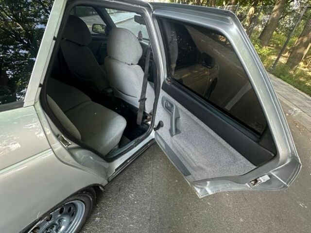 Сірий ВАЗ 2112, об'ємом двигуна 1.6 л та пробігом 100 тис. км за 1800 $, фото 7 на Automoto.ua