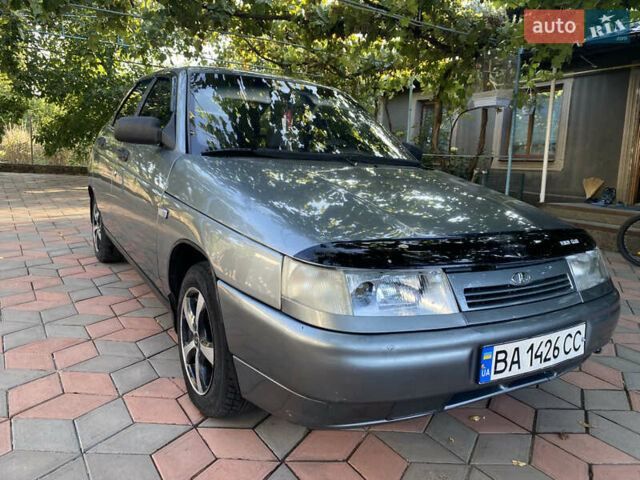 Серый ВАЗ 2112, объемом двигателя 1.6 л и пробегом 190 тыс. км за 2600 $, фото 2 на Automoto.ua