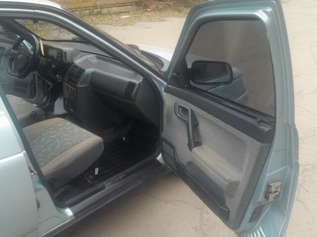 Серый ВАЗ 2112, объемом двигателя 1.5 л и пробегом 206 тыс. км за 1200 $, фото 8 на Automoto.ua