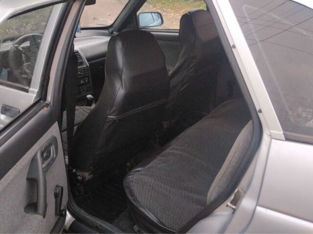 Сірий ВАЗ 2112, об'ємом двигуна 1.6 л та пробігом 151 тис. км за 2200 $, фото 5 на Automoto.ua