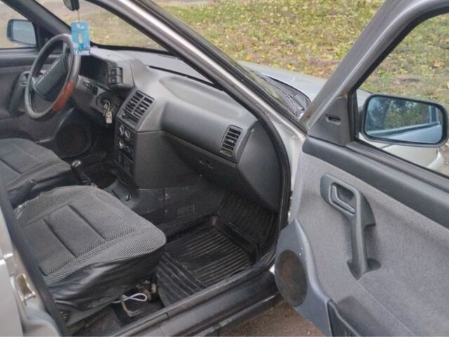 Сірий ВАЗ 2112, об'ємом двигуна 1.6 л та пробігом 151 тис. км за 2200 $, фото 6 на Automoto.ua